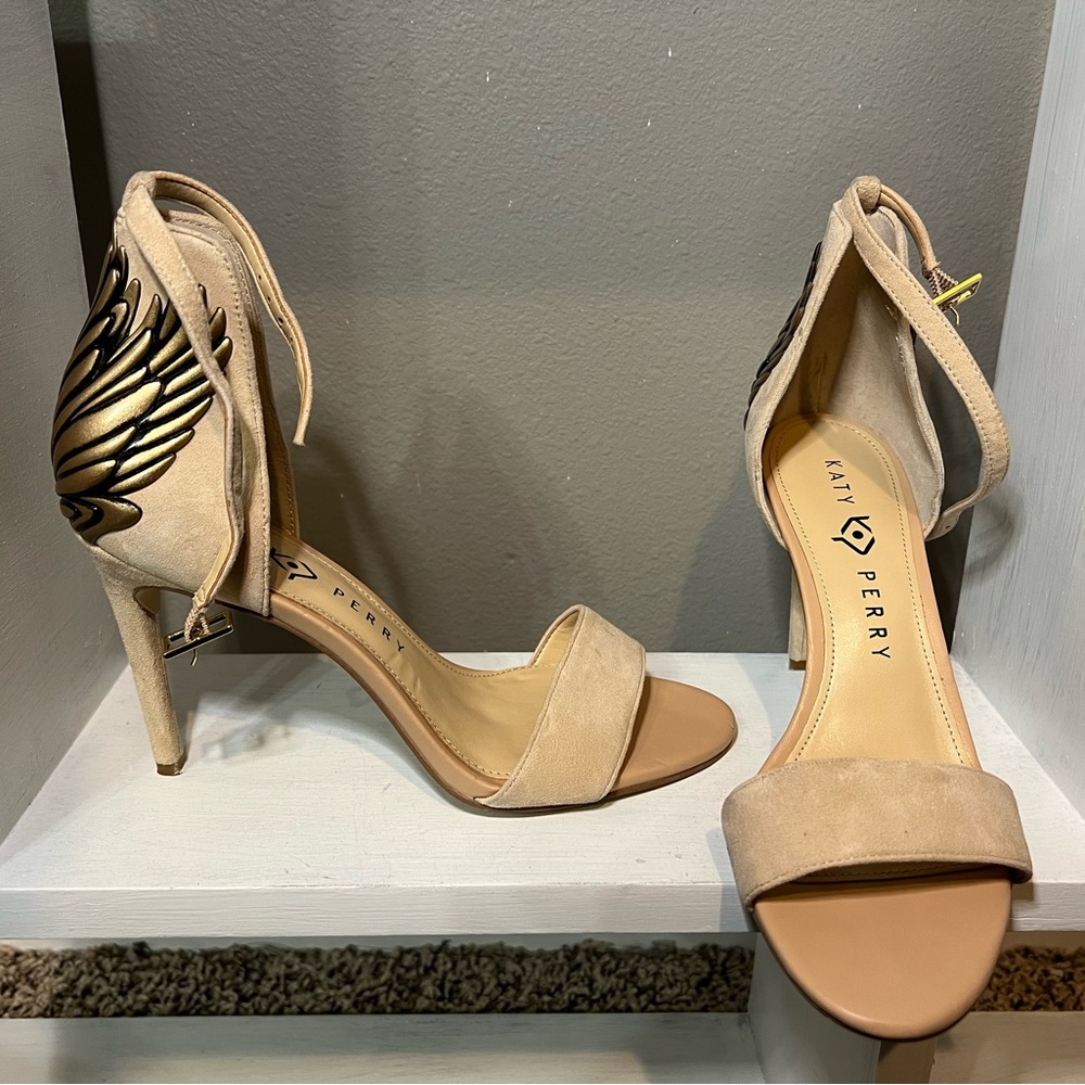 Katy Perry heels